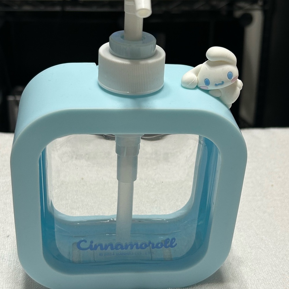 Sanrio Blue Cinnamoroll Soap Dispenser
